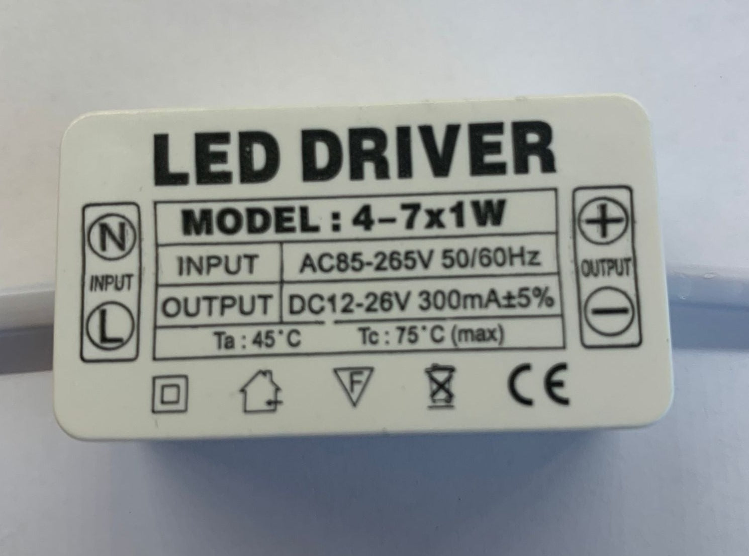 LED Driver power supply 4-7x1W 300mA Power Supply Dark Energy
