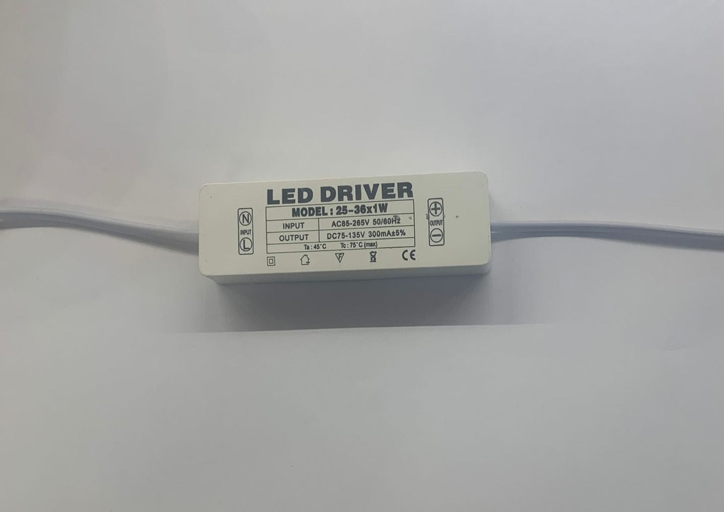 LED Driver power supply 25-36x1W 300mA Power Supply Dark Energy